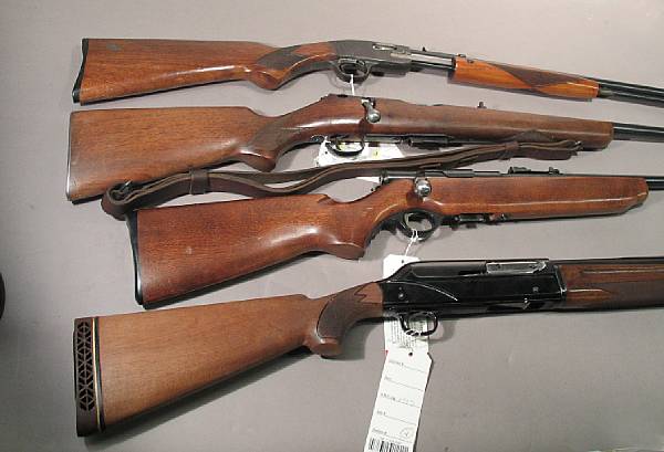 Appraisal: A lot of four sporting guns Comprising Scarce Mossberg Targo