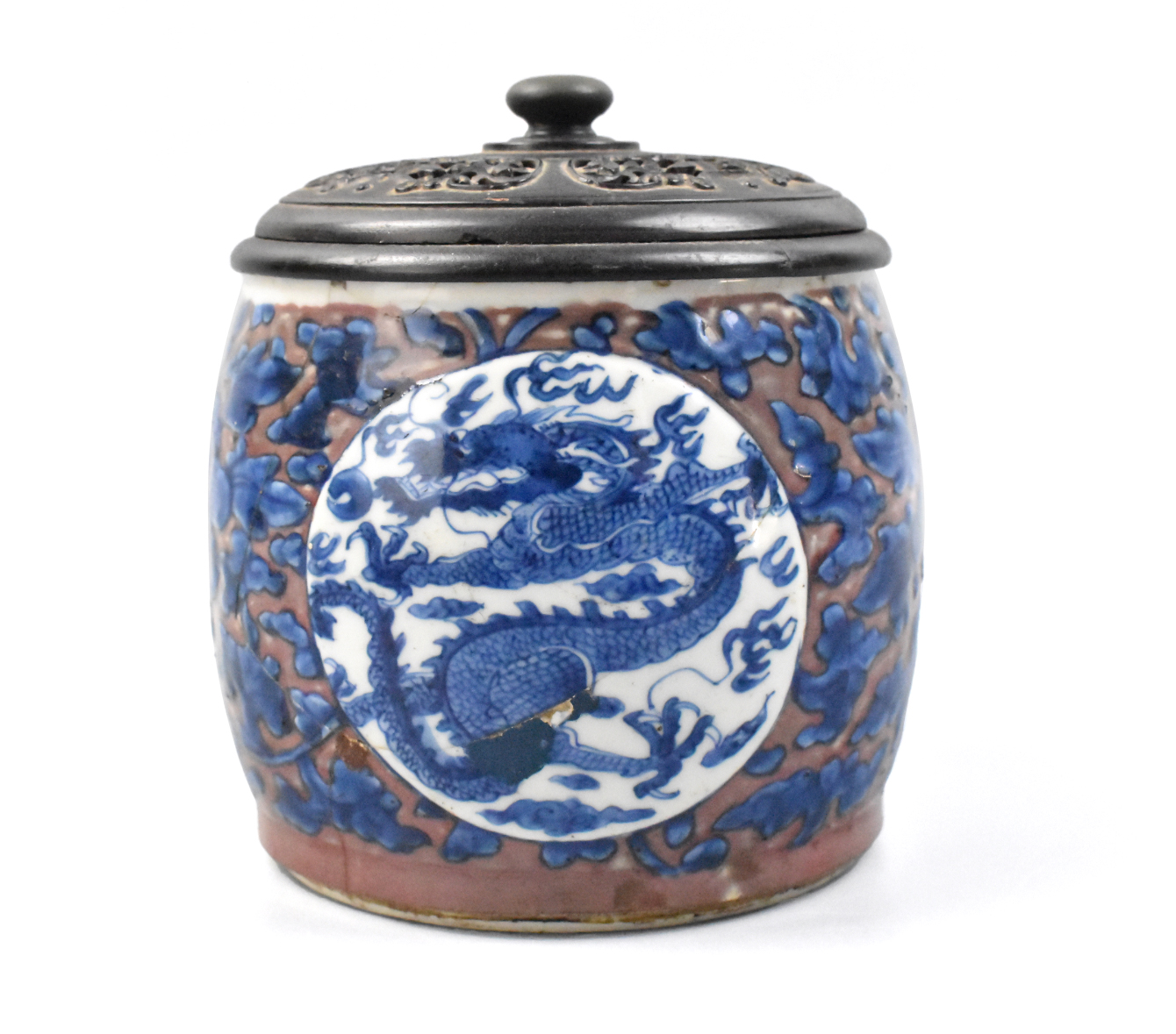 Appraisal: A Chinese Kangxi period porcelain jar with a carved wood