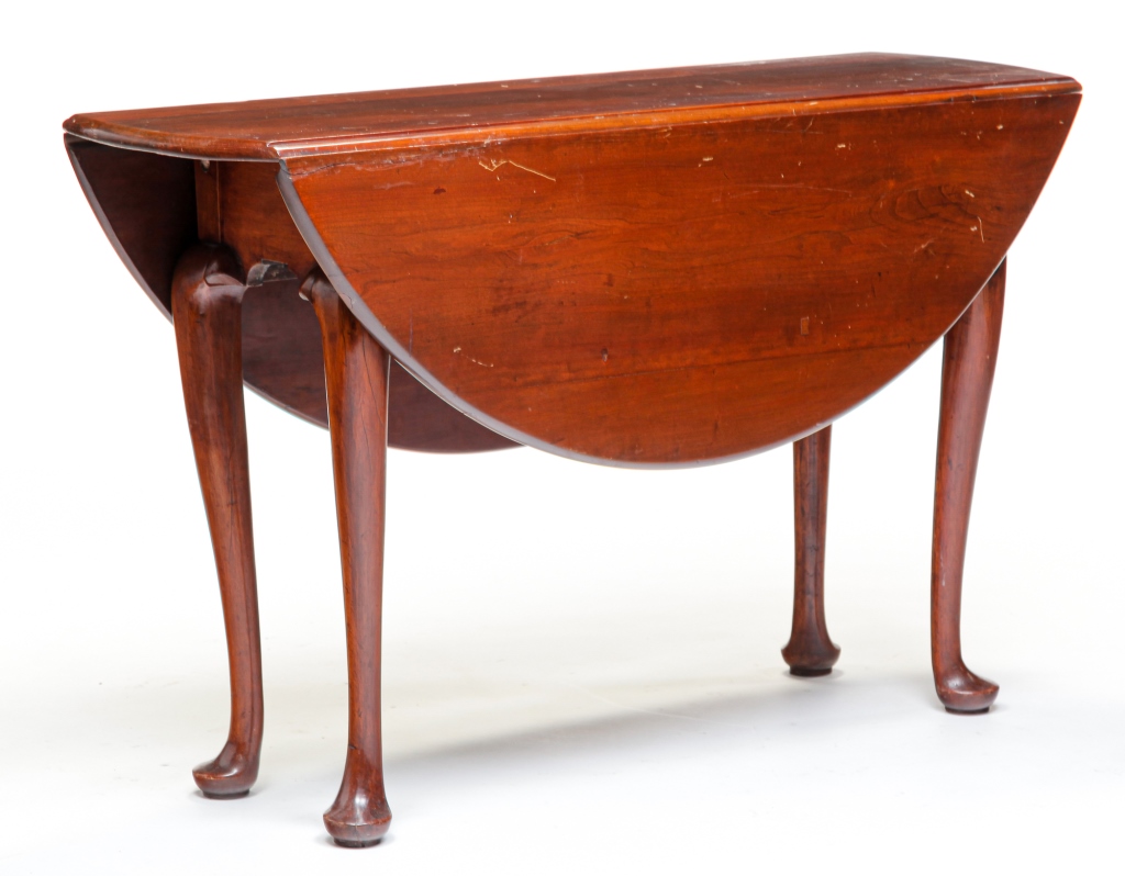 Appraisal: AMERICAN QUEEN ANNE DROP LEAF TABLE Mid th century cherry