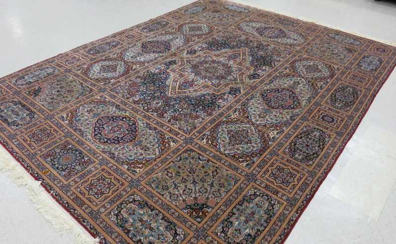 Appraisal: A CONTEMPORARY PERSIAN KERMAN CARPET Kerman Province southeastern Iran hand