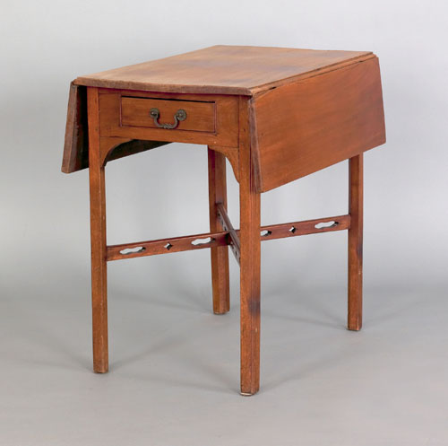 Appraisal: Georgian mahogany Pembroke table ca with a drop leaf top