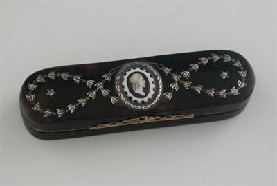 Appraisal: An inlaid tortoiseshell toothpick box with gilt metal mounts rounded