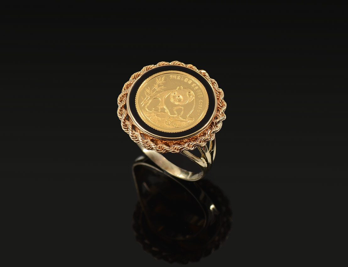 Appraisal: K GOLD CHINESE PANDA COIN RING K yellow gold coin