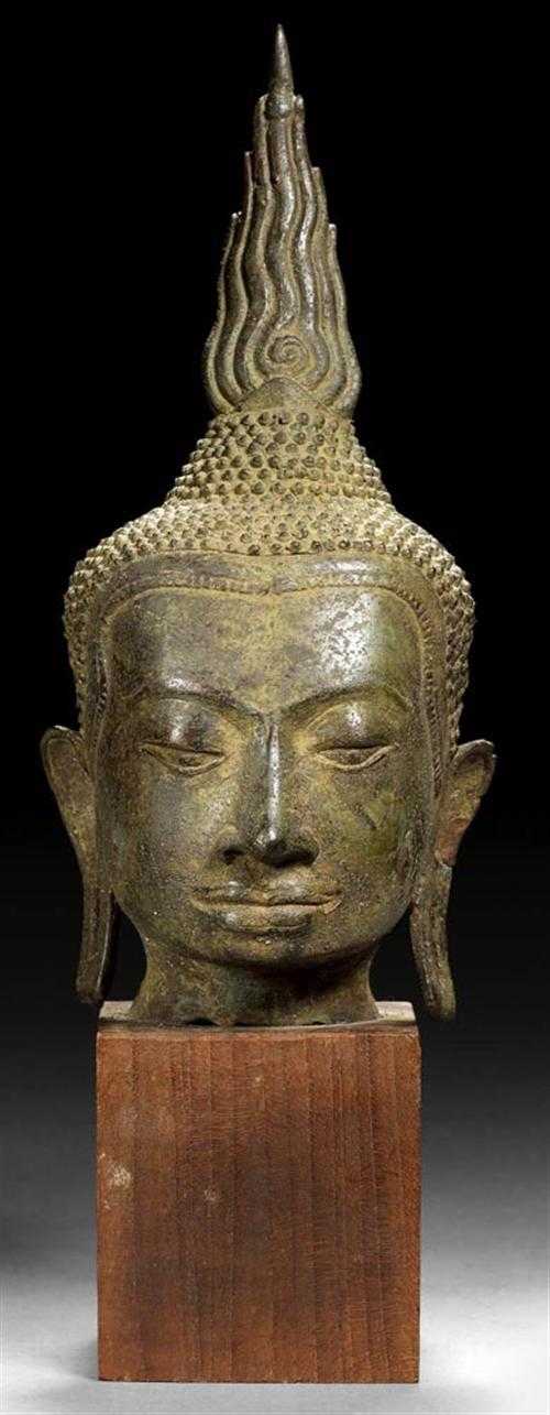 Appraisal: BRONZE HEAD OF BUDDHA Thailand U-Thong W style th century