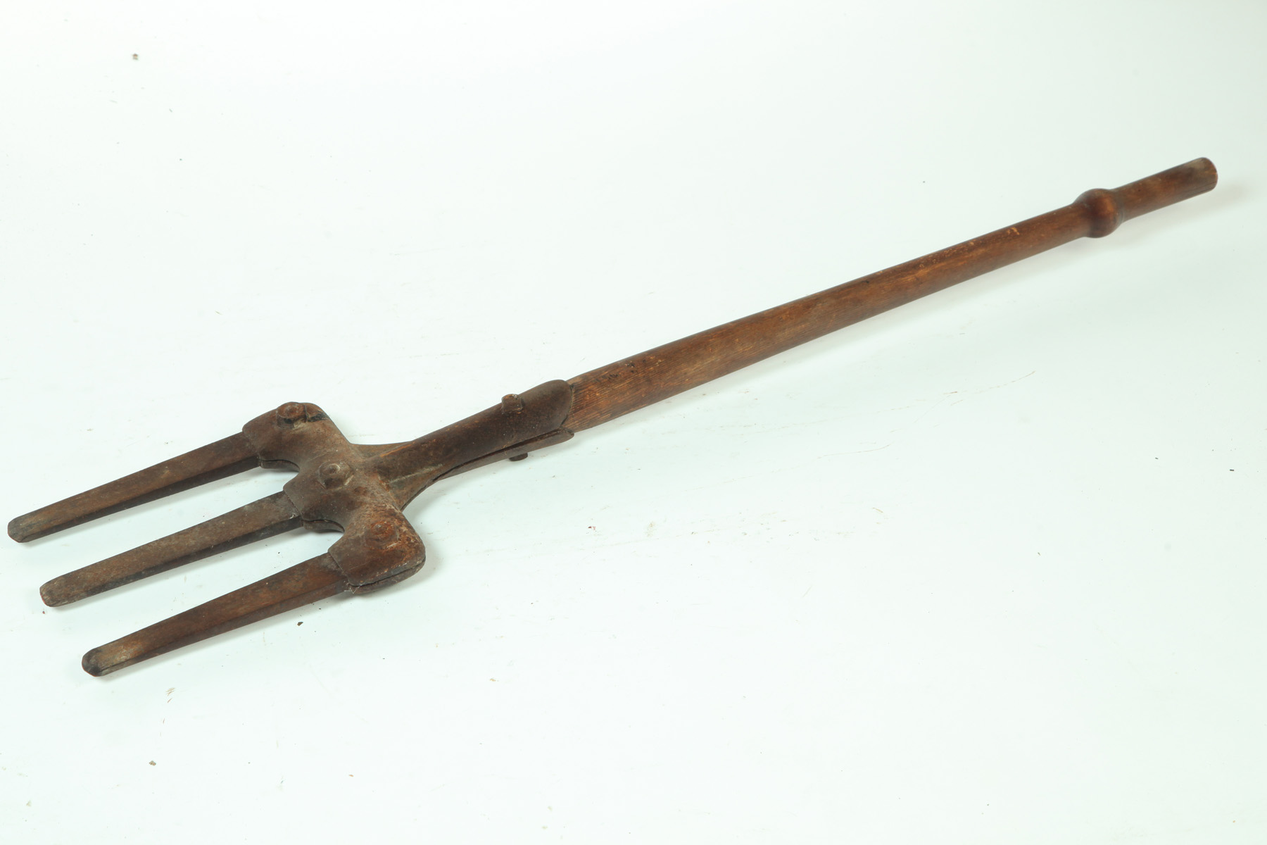 Appraisal: AMERICAN SHAKER ITEMS AND FORK American th- th century Iron