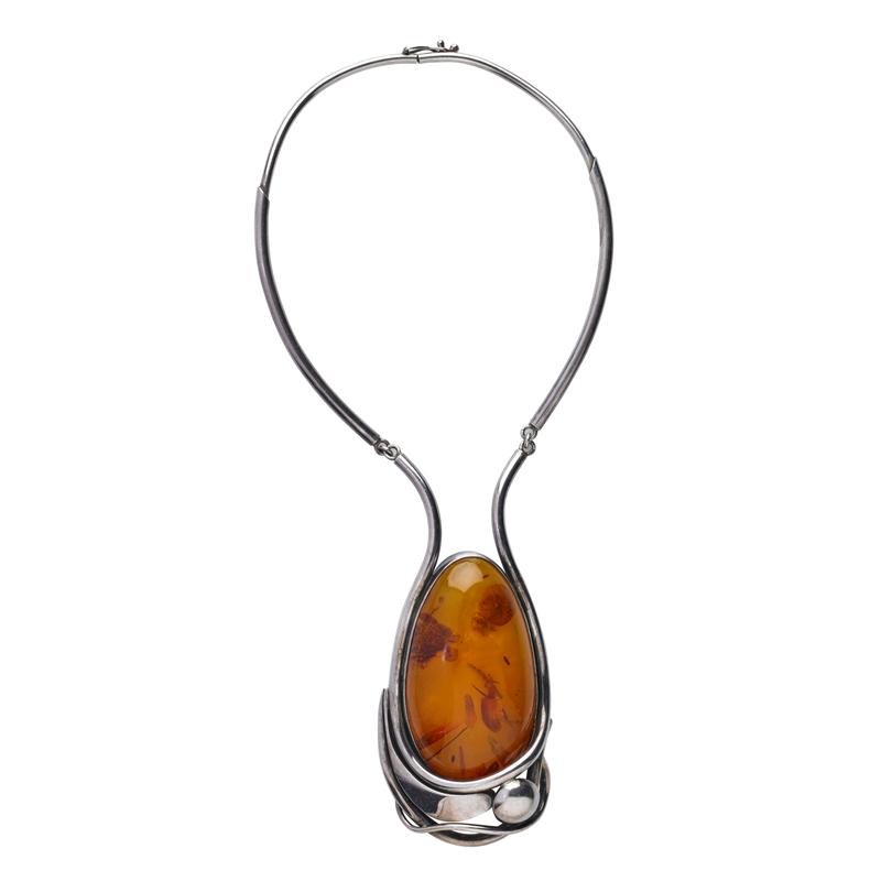 Appraisal: MODERN Amber and silver necklace Condition Report