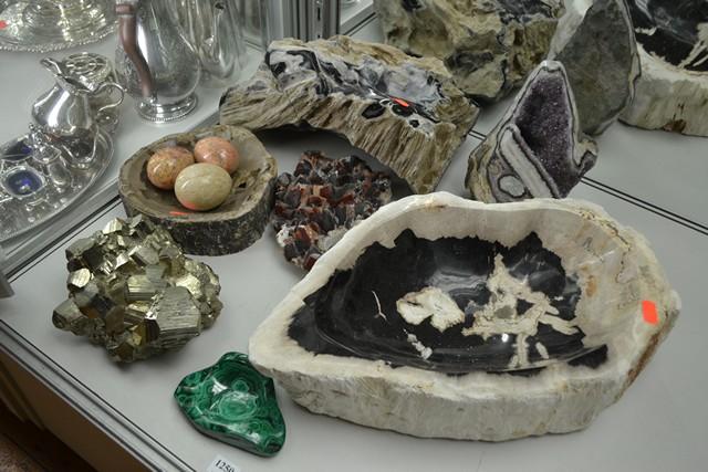 Appraisal: COLLECTION OF SEMI-PRECIOUS STONES MINERALS AND PETRIFIED WOOD