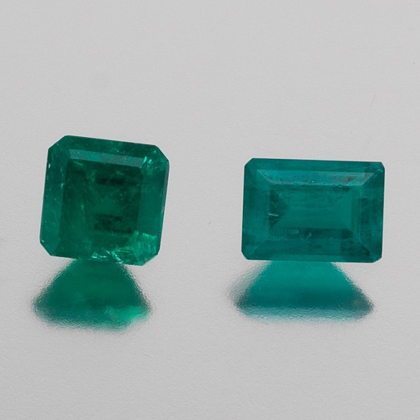 Appraisal: TWO UNMOUNTED EMERALDS CARAT TOTAL carat total medium dark green