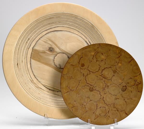 Appraisal: STUDIO SAARINEN AND SULO SKIPPARI HAMEENLINNA Finland Two wooden plates