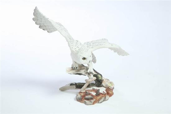 Appraisal: BOEHM BIRD SNOWY OWL New Jersey or England bisque Spread