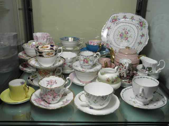 Appraisal: Lot of assorted porcelain cups saucers Includes pieces total with