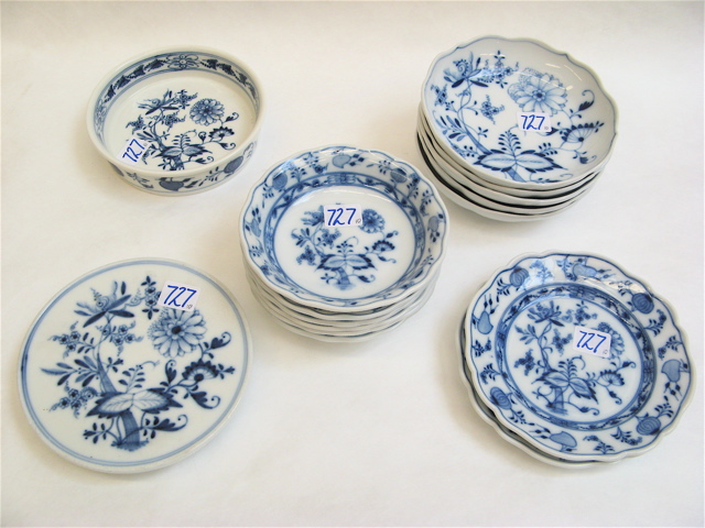 Appraisal: SET OF TEN GERMAN MEISSEN PORCELAIN TABLEWARE in the Blue