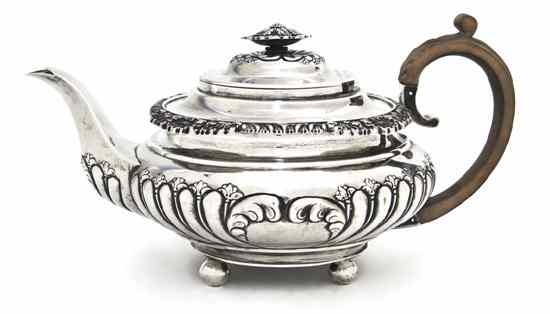 Appraisal: An English Silver Teapot George Burrows II London of squat