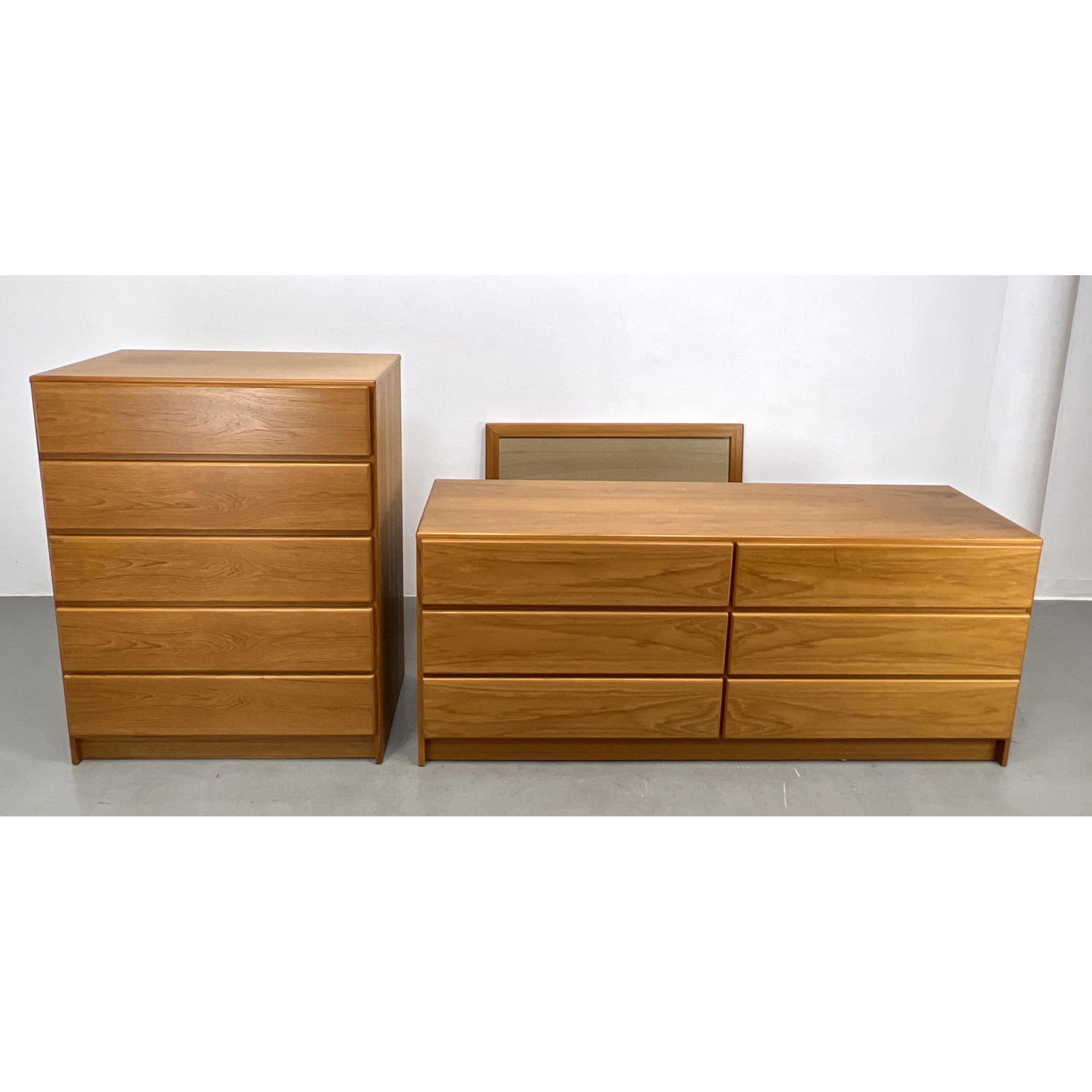 Appraisal: pc QUALITY Teak Modernist Bedroom Set High Low Dressers and