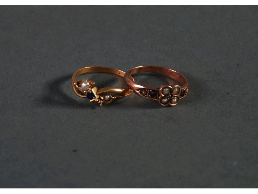 Appraisal: VICTORIAN CT GOLD RING with a floral setting of two