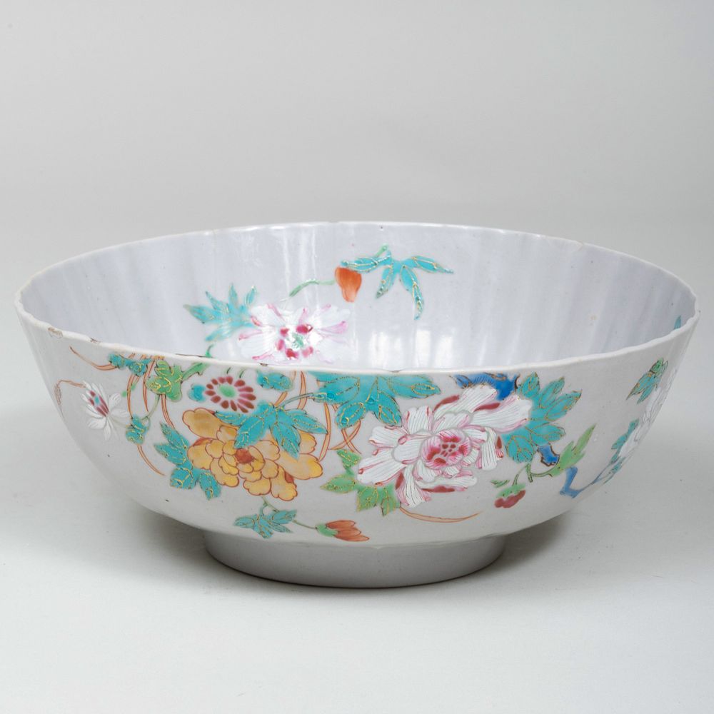 Appraisal: Chinese Famile Rose Porcelain Punch Bowl in diam