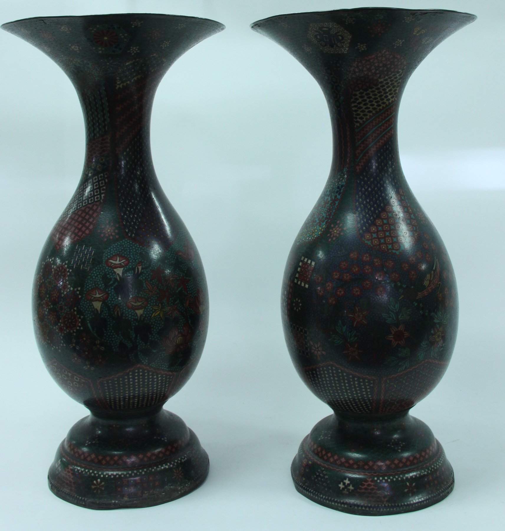 Appraisal: A large pair of Chinese cloisonn vases of baluster form