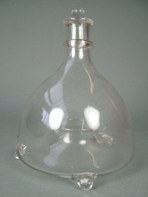 Appraisal: Hand blown glass bee catcher and cover of domed form