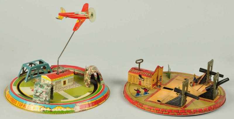 Appraisal: Lot of Tin Litho Marx Wind-Up Toys Description American Working