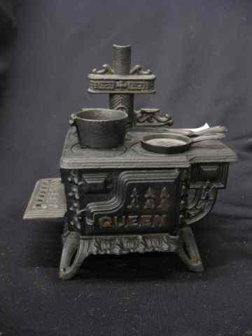 Appraisal: Queen Cast Iron Toy Stove ''