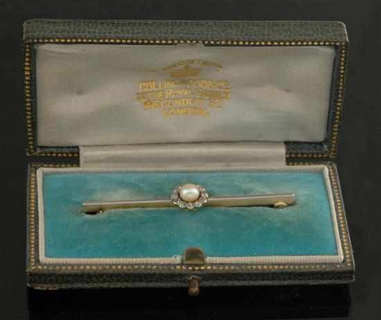 Appraisal: An Antique pearl and diamond bar brooch Centrally set with