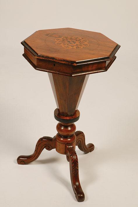 Appraisal: A VICTORIAN WALNUT AND MARQUETRY TRUMPET SHAPED NEEDLEWORK BOX the