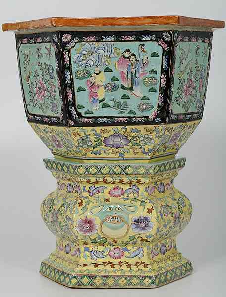 Appraisal: Chinese Yellow Ground Jardiniere and Pedestal China Republic period A