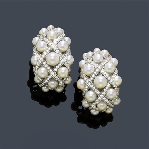 Appraisal: DIAMOND AND PEARL EAR CLIPS CHANEL Paris White gold Attractive