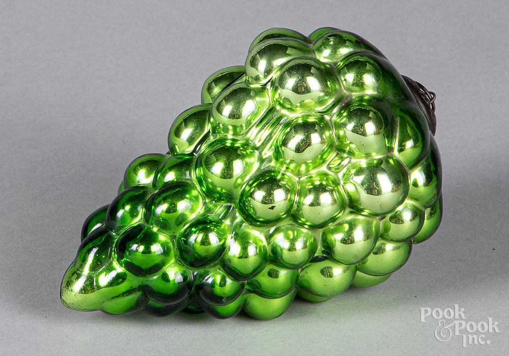 Appraisal: Green kugel Christmas ornament Green kugel Christmas ornament in grape