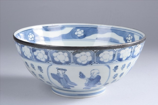 Appraisal: CHINESE BLUE AND WHITE PORCELAIN BOWL Qing Dynasty Figural and