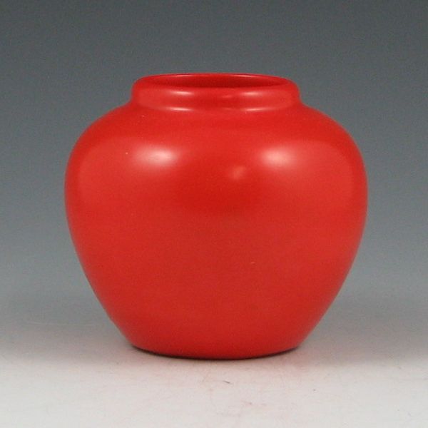 Appraisal: Weller Chengtu ball vase Marked with Weller Pottery kiln stamp