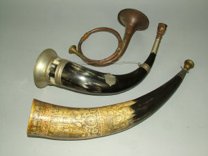 Appraisal: A copper and brass hunting horn late th century cm