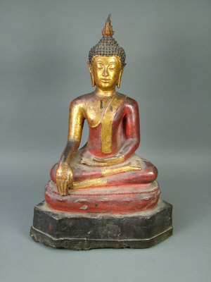 Appraisal: A South East Asian bronze figure of the seated Buddha