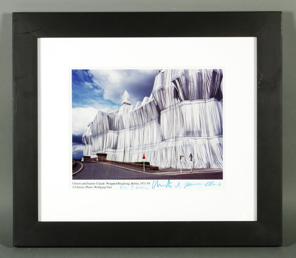 Appraisal: - Christo Jeanne-Claude Wrapped Reichstag Berlin Photo Christo Jeanne-Claude Wrapped