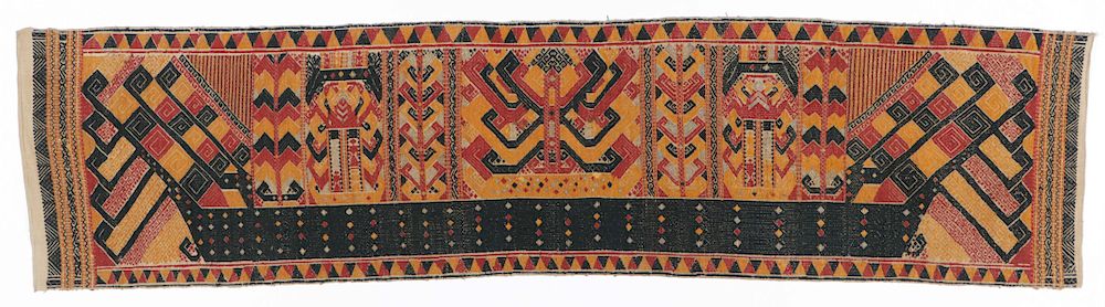 Appraisal: Fine Antique Palepai Ceremonial Shipcloth Fine palepai ceremonial shipcloth hanging