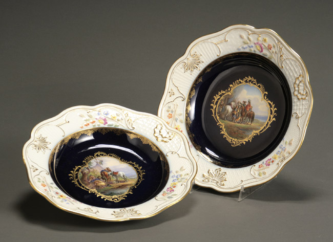 Appraisal: Pair of Meissen Pictorial Bowls Late th-Early th Century Each