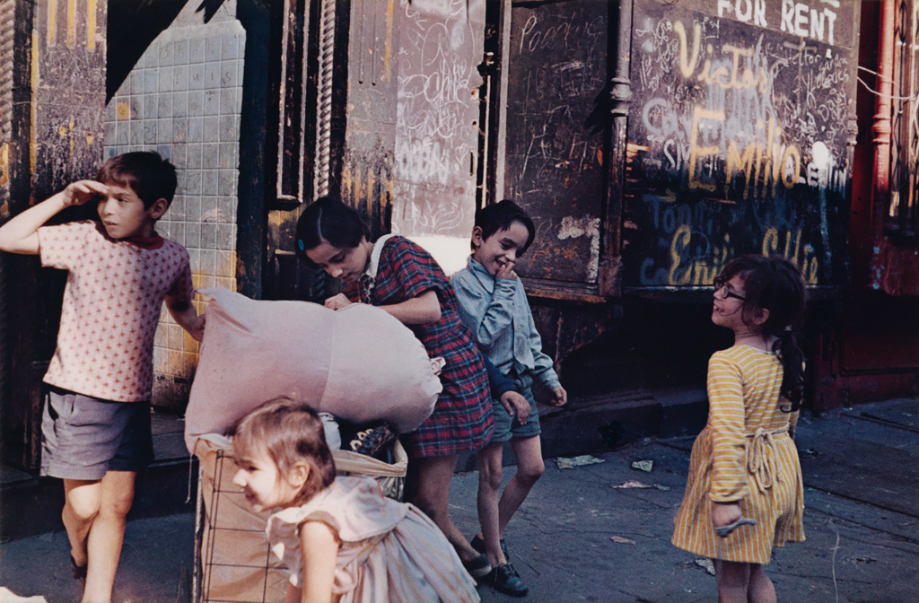 Appraisal: HELEN LEVITT - New York children in the street Dye