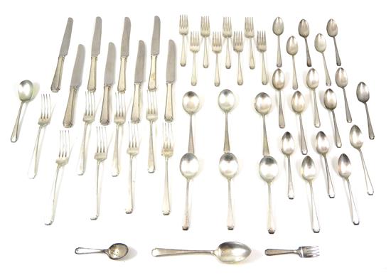 Appraisal: SILVER Wallace sterling silver flatware service Rhythm pattern fifty pieces