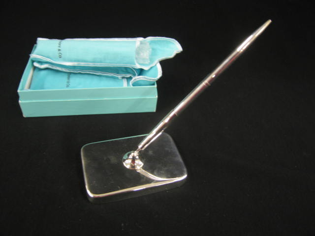 Appraisal: Tiffany Sterling Silver Pen Stand with Pen still in box