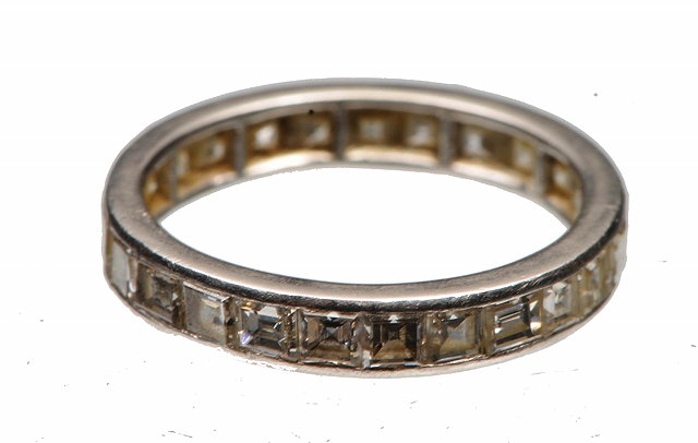 Appraisal: A DIAMOND SET FULL ETERNITY RING set with square cut