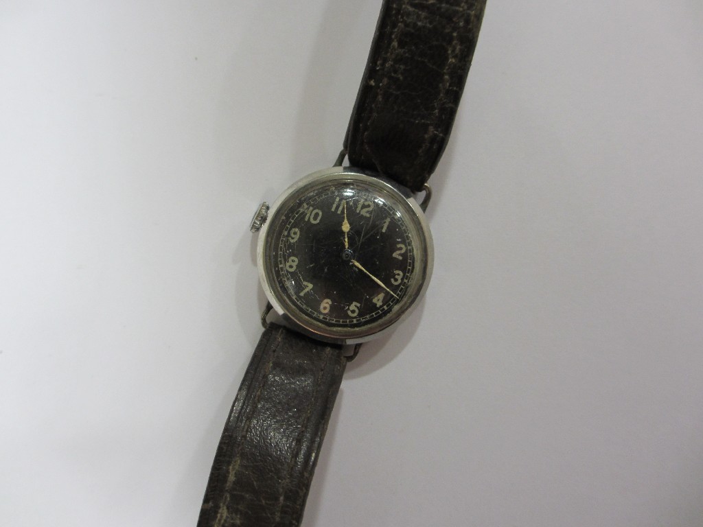 Appraisal: Gents stainless steel cased military wrist watch with black dial