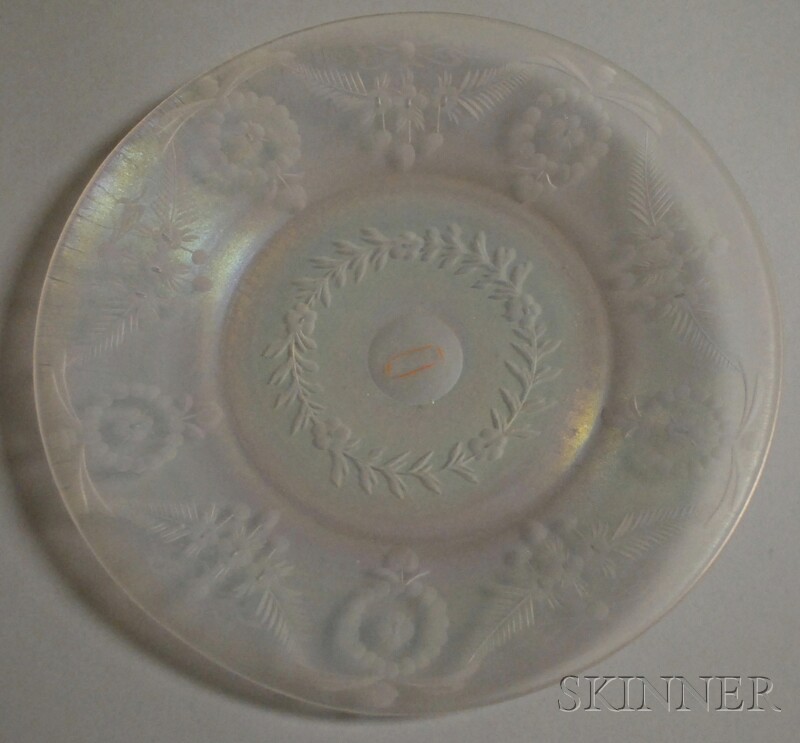 Appraisal: Hawkes Etched Verre de Soie Art Glass Plate etched mark