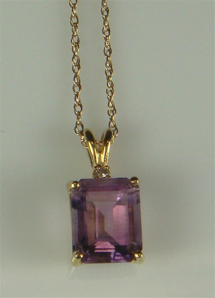 Appraisal: K Amethyst Pendant on K Chain mm x mm Estimate