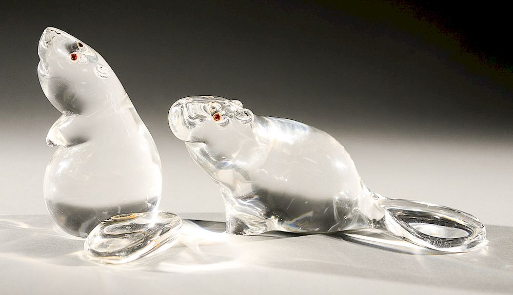 Appraisal: Two Steuben glass beavers with red cabochon garnet eyes crystal