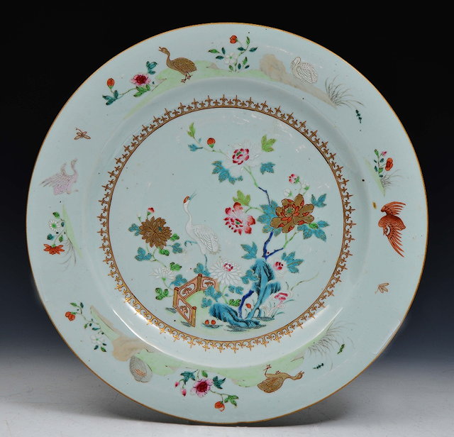 Appraisal: A CHINESE EXPORT PORCELAIN CHARGER decorated with a crane in