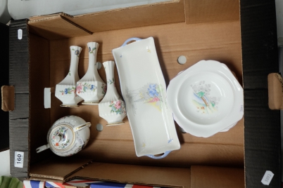 Appraisal: A mixed collection of items to include Shelley pattern bowls