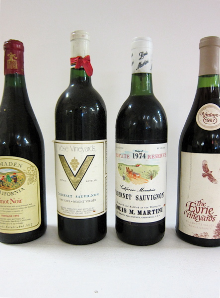 Appraisal: THIRTY-THREE BOTTLES OF VINTAGE OREGON AND CALIFORNIA WINES OREGON WINES