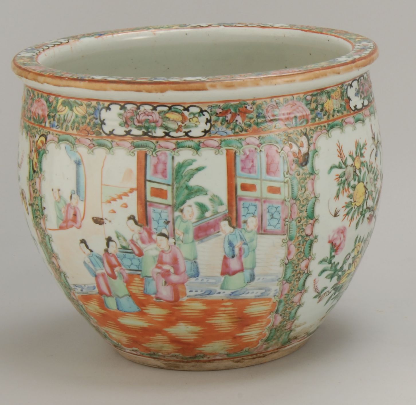 Appraisal: CHINESE EXPORT ROSE MEDALLION PORCELAIN JARDINIERE th CenturySome wear Height