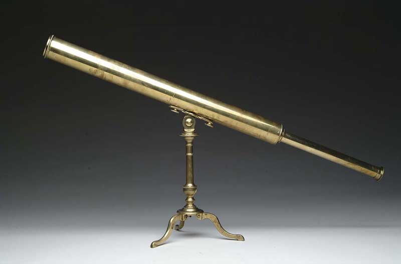 Appraisal: ENGLISH BRASS TABLETOP TELESCOPE BY YEATES SON DUBLIN Brass two-draw