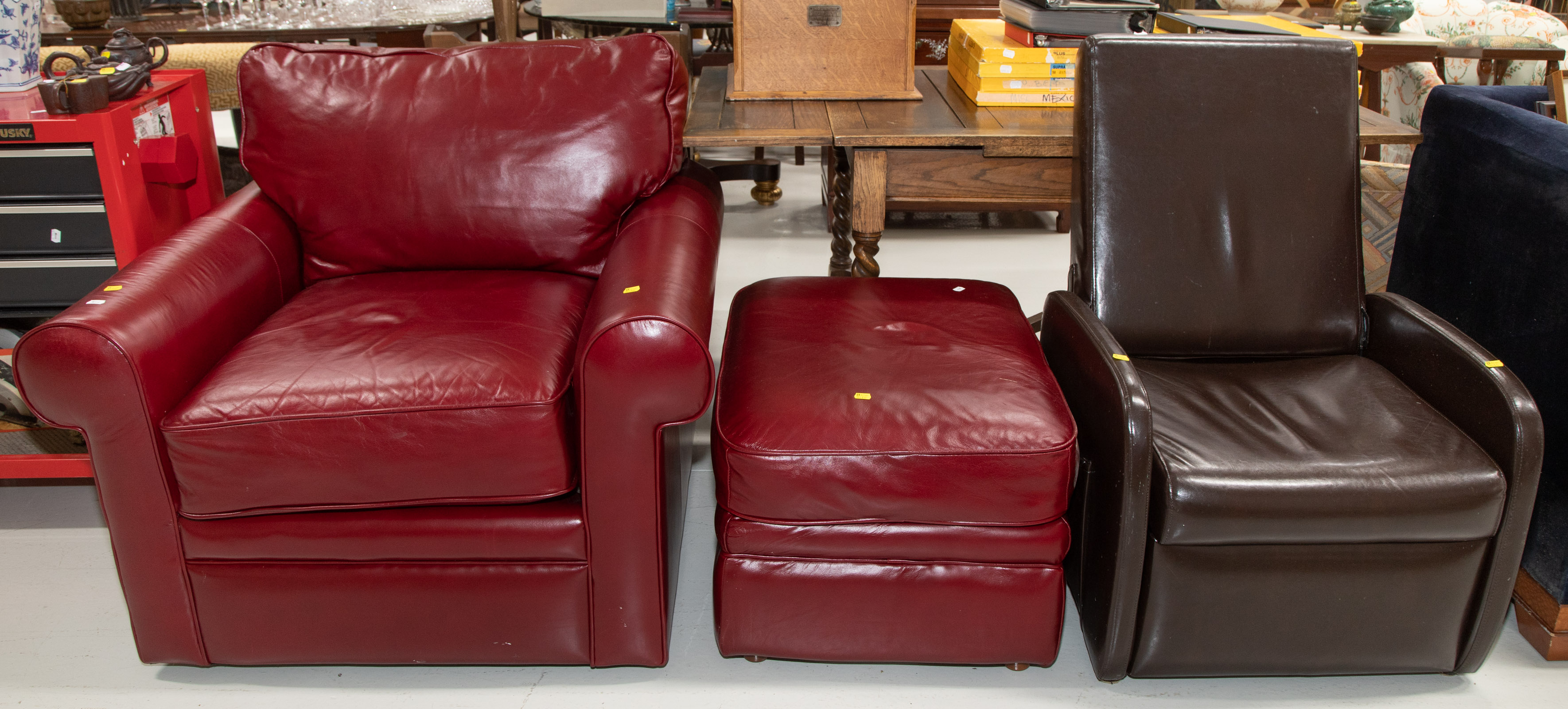 Appraisal: LEATHER LA Z BOY CHAIR OTTOMAN VINYL RECLINER